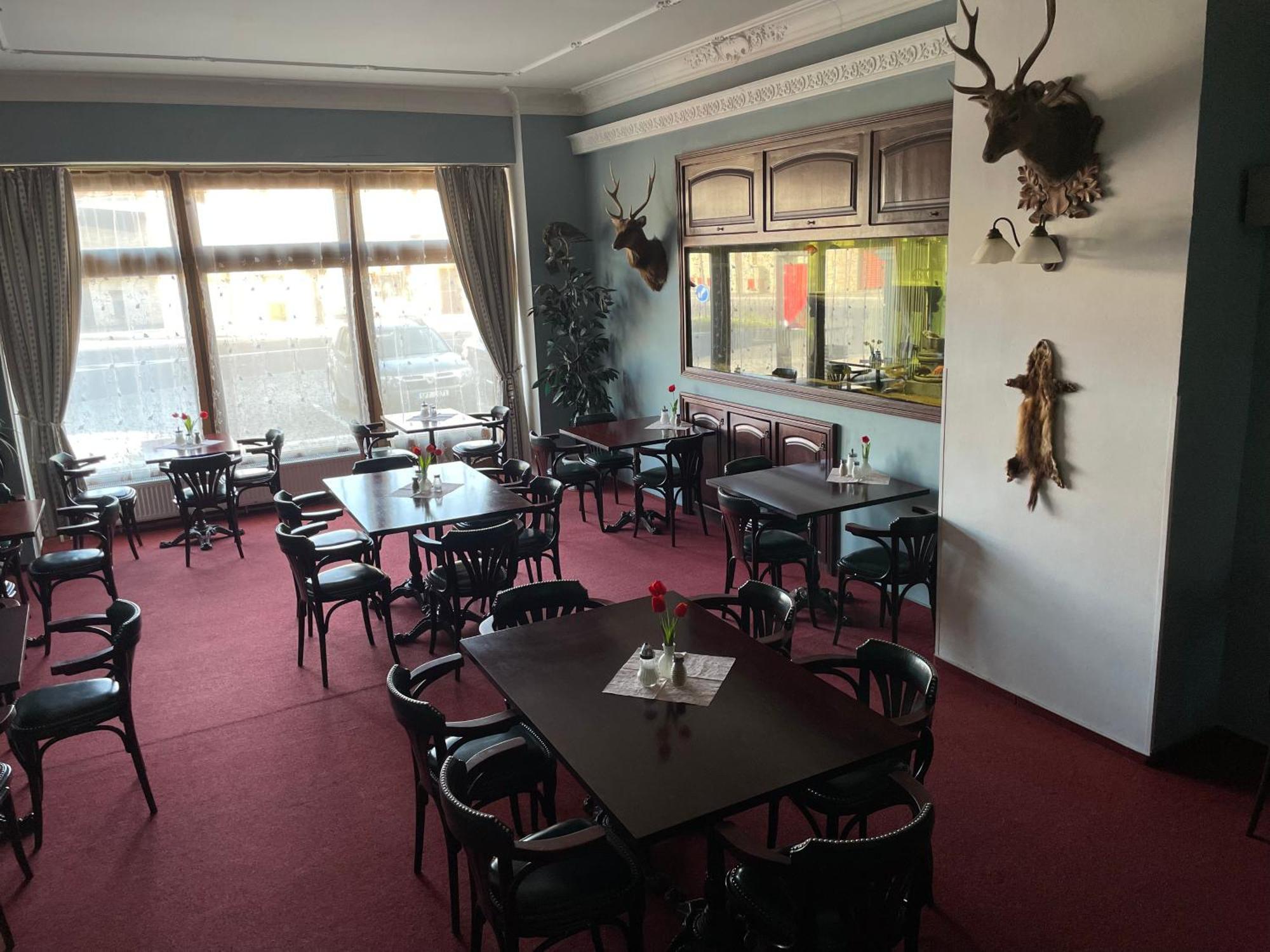 Hotel Cerny Orel Zatec 외부 사진